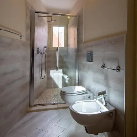 Center * Όλμπια